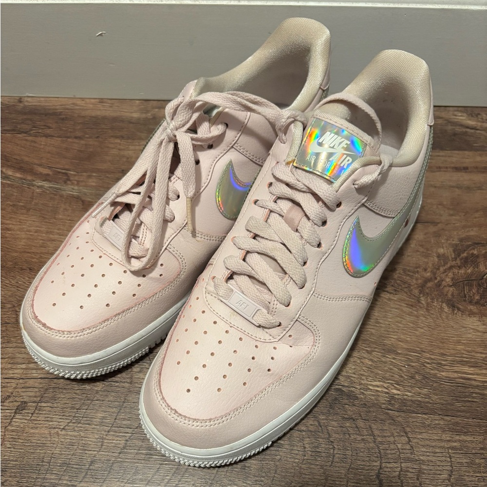 Nike Air Force 1 Low Women’s 10 Pink Iridescent Swoosh